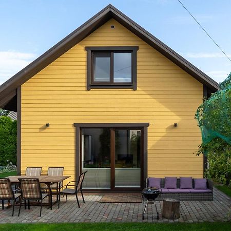 Cosy Family Guesthouse With Sauna And Garden كوريسارِ المظهر الخارجي الصورة